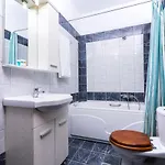 Menir Luxury *