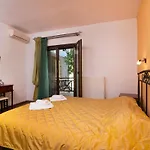 Menir Luxury Prínos