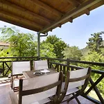 Menir Luxury