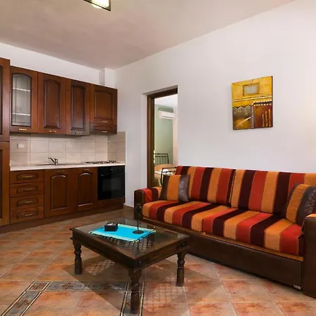 Menir Luxury Lägenhet