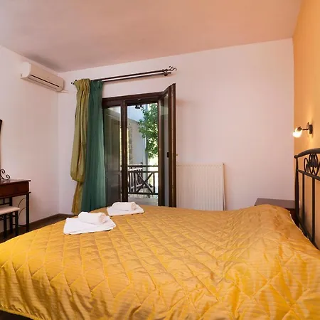 Menir Luxury Prínos