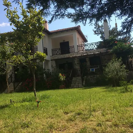 Menir Luxury Prínos