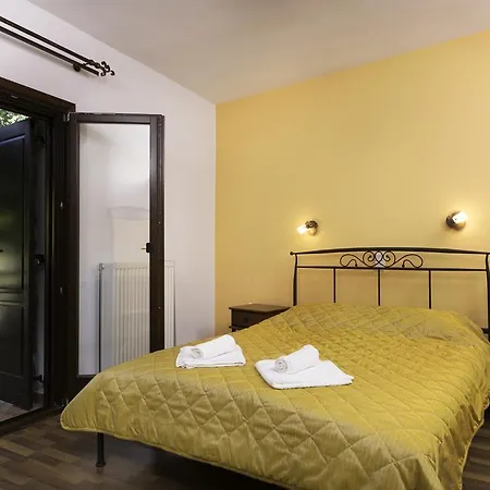 Menir Luxury Prínos
