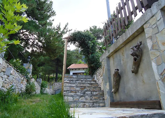 Menir Luxury Prínos