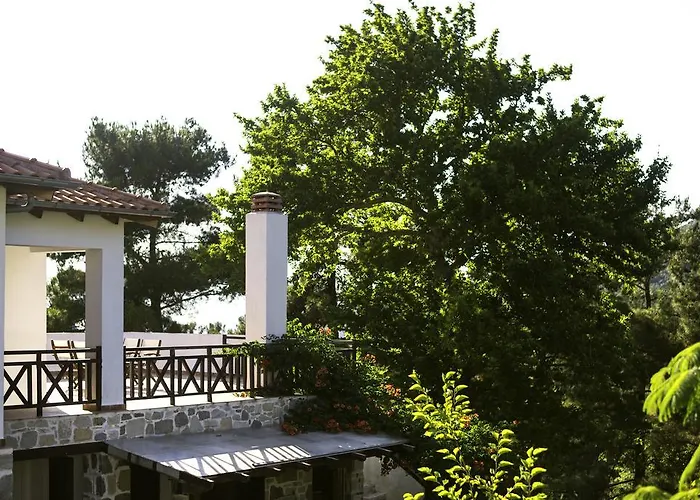 Menir Luxury Prínos